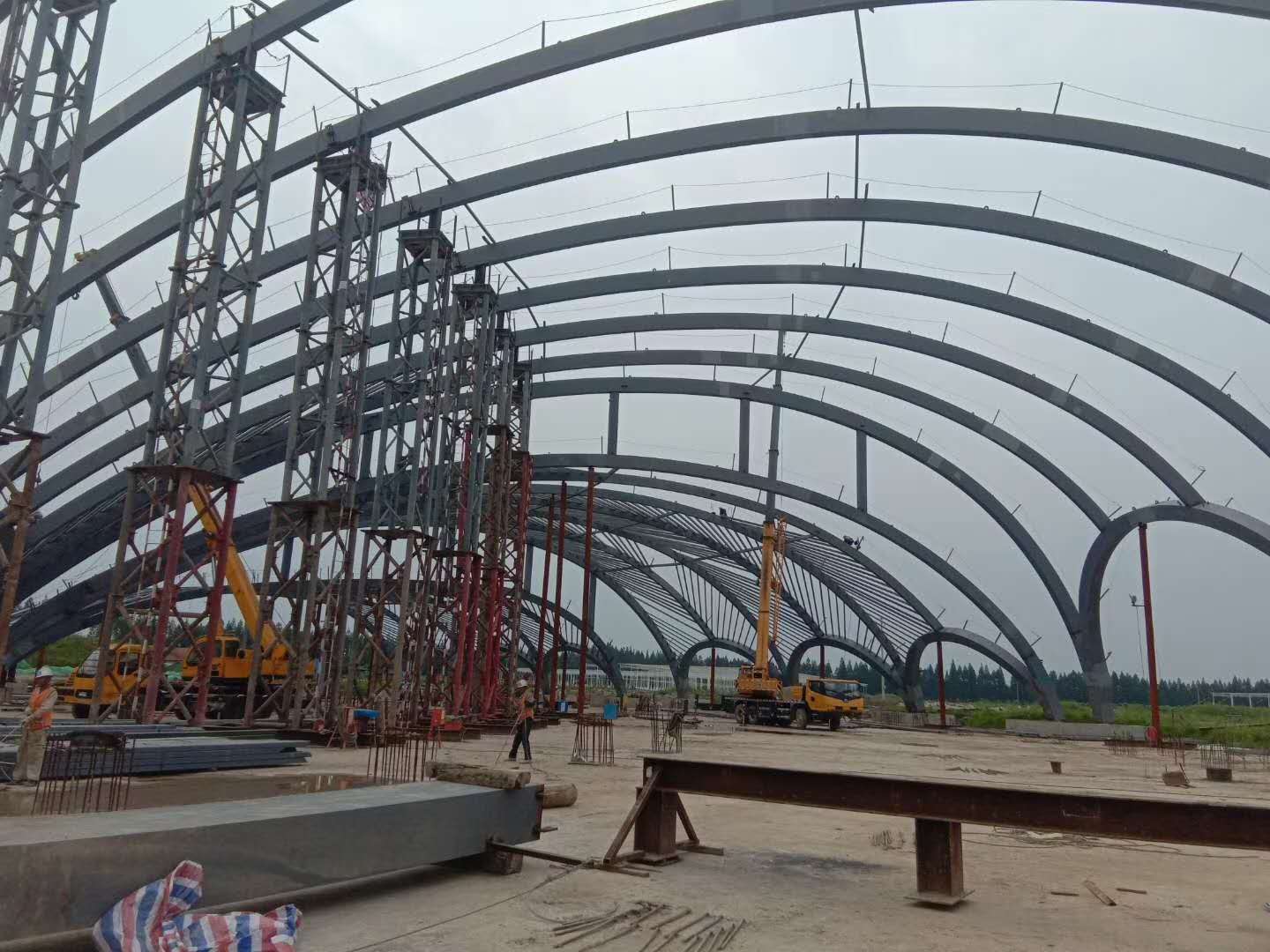 上海鋼結構加工一般是多少錢一噸